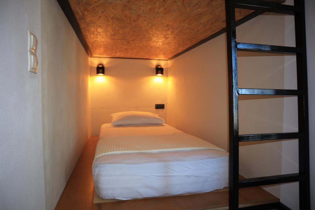 Romanza Kournás Extérieur photo