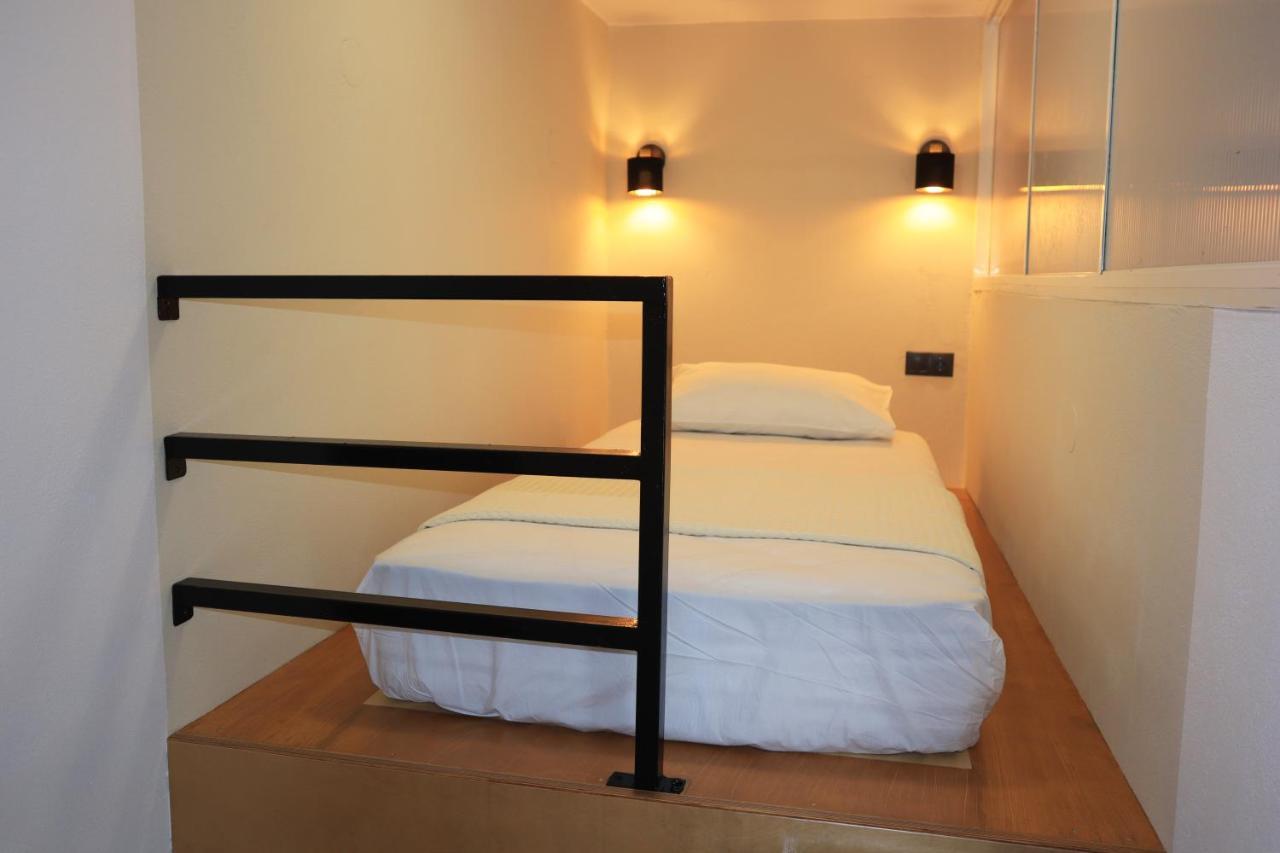 Romanza Kournás Extérieur photo